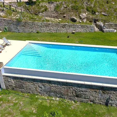 Quinta Varcandas - 2 By Casas Apartment